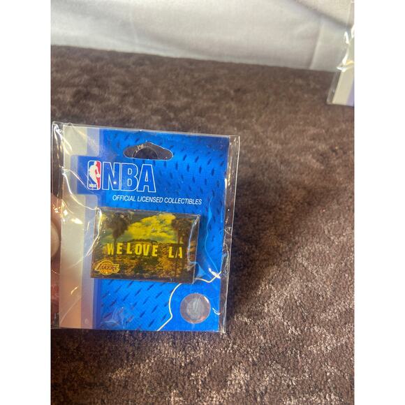 NBA official Licensed collectable pins Los Angels Lakers 3 pins - Picture 2 of 5
